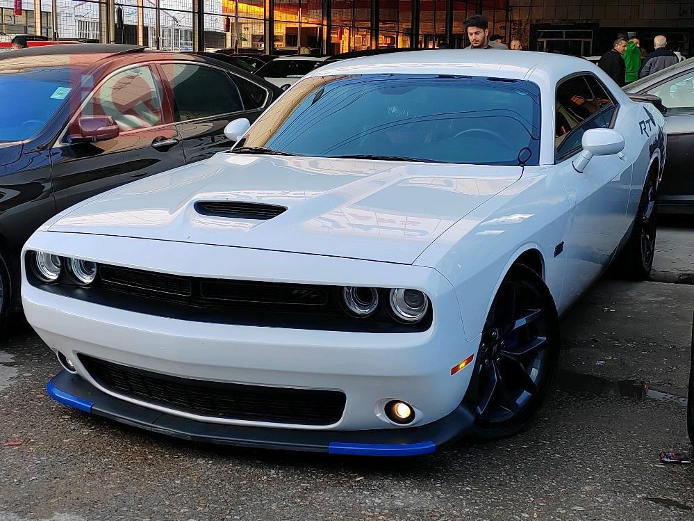 Dodge Challenger